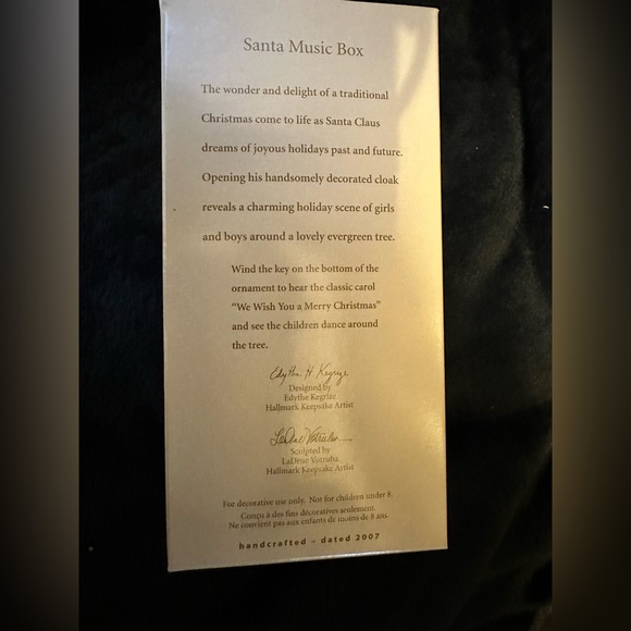 ⭐️NWT! Santa Music Christmas Ornament - Picture 2 of 3